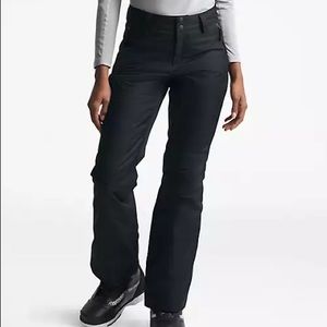 North Face ski pants Women’s M 33” inseam. Black, wide legged.